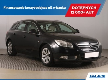 Opel Insignia I Sports Tourer 2.0 CDTI ECOTEC 130KM 2010 Opel Insignia 2.0 CDTI, Navi, Klima, Klimatronic