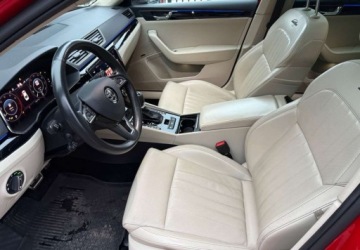 Skoda Superb III Liftback Facelifting 2.0 TSI 190KM 2019 Skoda Superb Skoda Superb 2.0 TSI LampK DSG 2.0 Benzyna 190KM, zdjęcie 19