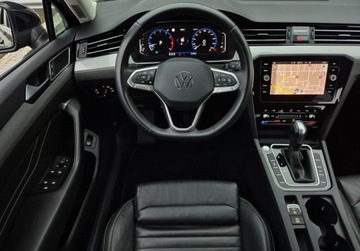 Volkswagen Passat B8 Variant Facelifting 1.5 TSI EVO 150KM 2023 Volkswagen Passat Variant SalonPL Business 1.5TSI 150KM DSG Skora Navi Kam, zdjęcie 19