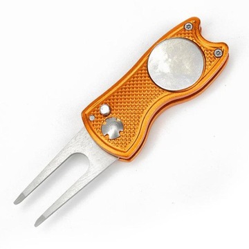 Narzędzie do naprawy Divot Golfa z przyciskie