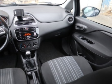 Fiat Punto Grande Punto Hatchback 5d 1.2 Start&amp;Stop 69KM 2011 Fiat Punto Evo 1.2 16V, Klima, zdjęcie 7