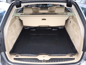 BMW Seria 5 F10-F11 Touring Facelifting 520d 190KM 2016 BMW 5 520d, Salon Polska, 187 KM, 4X4, Automat, zdjęcie 13