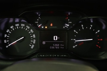 Citroen C3 III Hatchback Facelifting 1.2 PureTech 83KM 2023 Citroen C3 1.2 PureTech, Salon Polska, Serwis ASO, zdjęcie 10