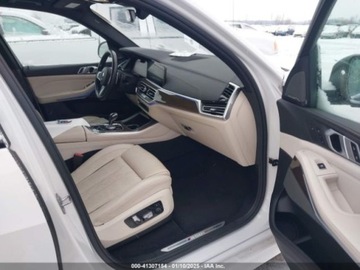 BMW X5 G05 2020 BMW X5 M50I 2020 4.4l 4.4 Benzyna 523KM, zdjęcie 9