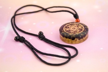 КРАСИВОЕ ОЖЕРЕЛЬЕ С ОРГОНИТОМ СМОЛА ОБСИДИАН ГРАНИТ МЕТАТРОН КУБ