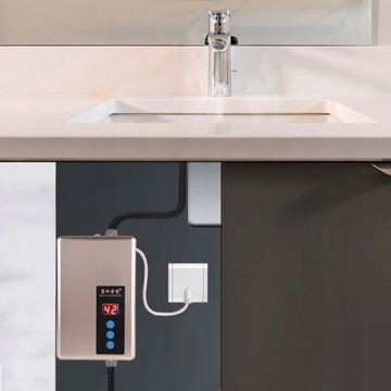 ПРОМОЧНЫЙ ВОДОНАГРЕВАТЕЛЬ С ДУШЕМ 5,5кВт