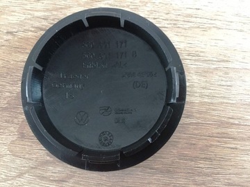 1 ШТ. КРЫШКИ КОЛЕС ДЛЯ VW РАЗМЕРОМ 65 мм 5G0601171.