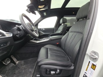 BMW X7 2026 BMW X7 M60i 2026 4.4 Benzyna 523KM, zdjęcie 9