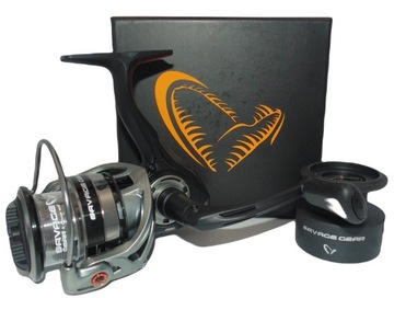 KOŁOWROTEK SAVAGE GEAR SG4 4000 FD 8+1BB