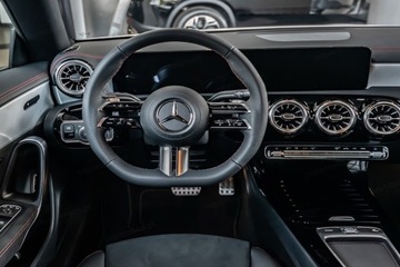 Mercedes CLA C118/X118 Coupe Facelifting 1.3 200 163KM 2024 MERCEDES-BENZ CLA 200 AMG Line Sedan 1.3 (163KM) 2024, zdjęcie 6