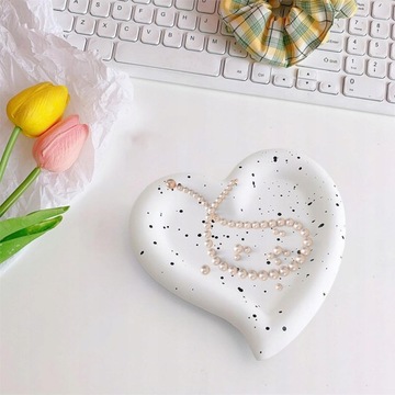 toaletka dekor Black Dot Love