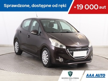 Peugeot 208 I Hatchback 3d 1.4 VTI 95KM 2013 Peugeot 208 1.4 VTi, Klima, Klimatronic, Tempomat