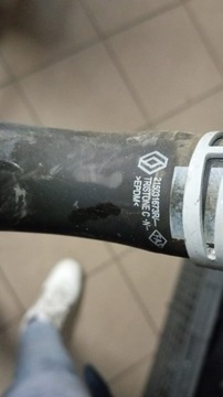 ШЛАНГ ВОДЯНОЙ ТРУБЫ RENAULT CAPTUR II OE 215031673R