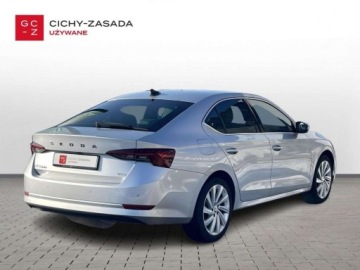 Skoda Octavia IV Liftback 2.0 TDI SCR 200KM 2023 Skoda Octavia 2.0TDI 200KM DSG 4x4 Wersja Style Salon Polska 2.0 Diesel, zdjęcie 4