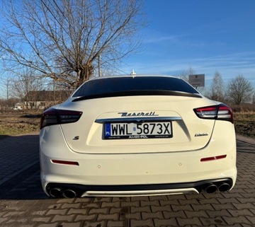 Maserati Ghibli III Sedan 3.0 V6 410KM 2018 Maserati Ghibli S, stan idealny 3.0 Benzyna 410KM, zdjęcie 3