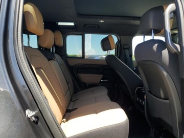 Land Rover Defender IV (L663) 2025 Land Rover Defender 110 2025 5.0l 5.0 Benzyna 518KM, zdjęcie 11