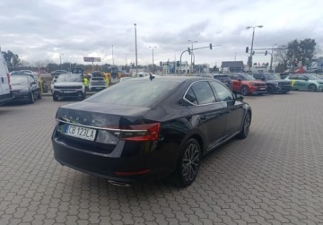 Skoda Superb III Liftback Facelifting 2.0 TSI 272KM 2019 Skoda Superb Pierwszy wlasciciel. Salon Polska 2.0 Benzyna 272KM, zdjęcie 2