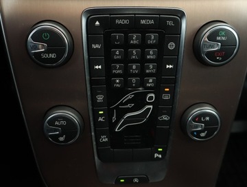 Volvo V40 II Hatchback Facelifting 2.0 D2 120KM 2017 Volvo V40 Cross Country 2.0 D2, Skóra, Navi, zdjęcie 12