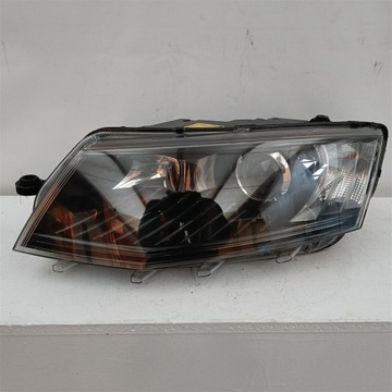 LAMPA LEWA PRZÓD SKODA OCTAVIA 3 III 5E XENON 12-16 5E1941015B