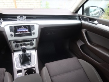 Volkswagen Passat B8 Limousine 1.4 TSI ACT 150KM 2015 VW Passat 1.4 TSI, Salon Polska, Klima, zdjęcie 7