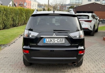 Mitsubishi Outlander II 2.0 MIVEC 147KM 2010 Mitsubishi Outlander 2.0 147KM Alkantara CLIMATRONIC Bezwypadkowy Serwis D, zdjęcie 4