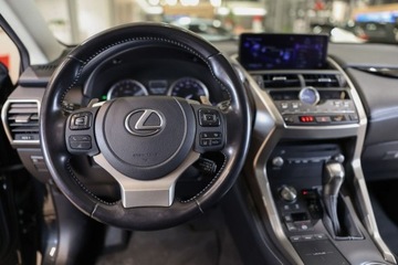 Lexus NX I SUV Facelifting 300h 197KM 2021 Lexus NX 300h Optimum AWD 2.5 Hybryda 197KM, zdjęcie 11