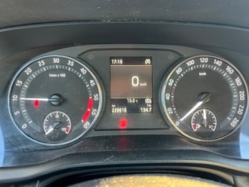 Skoda Octavia IV Kombi 2.0 TDI 115KM 2022 Skoda Octavia 2,0 TDI 115 KM, zdjęcie 6