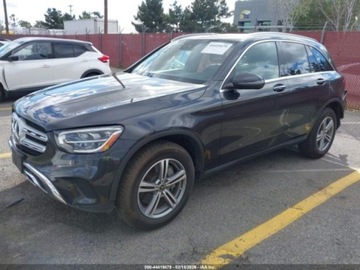 Mercedes GLC C254/X254 2022 Mercedes-Benz GLC 300 SUV 2022 2.0 Benzyna 255KM, zdjęcie 1