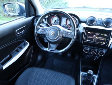 Suzuki Swift VI Hatchback 1.2 DualJet 90KM 2017 Suzuki Swift 1.2 SHVS, Salon Polska, zdjęcie 6