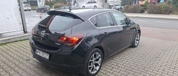 Opel Astra J Hatchback 5d 1.4 Turbo ECOTEC 140KM 2011 Opel Astra Opel Astra 1.4 Turbo Sport 1.4 Benzyna 140KM, zdjęcie 5