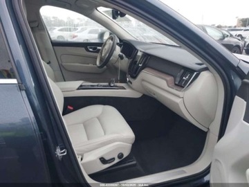 Volvo XC60 II 2022 Volvo XC 60 YV4L12RK8N1901108 2.0 Benzyna 247KM, zdjęcie 8