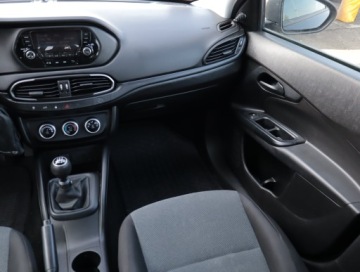 Fiat Tipo II Sedan Facelifting 1.4 Fire 95KM 2021 Fiat Tipo 1.4 16V, Salon Polska, Klima, Tempomat, zdjęcie 7