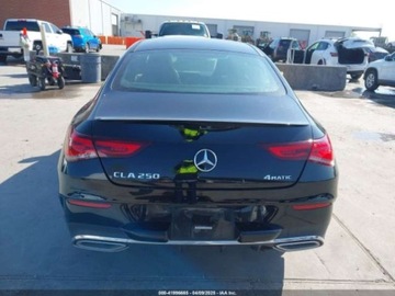 Mercedes CLA C118/X118 2023 Mercedes-Benz CLA 250 Coupe 4Matic 2023 2.0l 2.0 Benzyna 221KM, zdjęcie 4