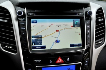 Hyundai i30 II Wagon Facelifting 1.6 CRDi 110KM 2016 Hyundai i30 1,6 CRDi Ledy Duża Navi Kamera, zdjęcie 32