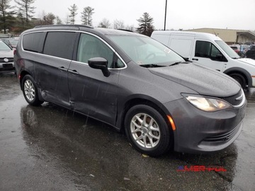 Chrysler Voyager V 2020 Chrysler Voyager 20202 r., 3,6L LXI 3.6 Benzyna 287KM, zdjęcie 2