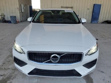 Volvo 2020 Volvo S60 t5 Momentum, 2020r., 2.0L, zdjęcie 4