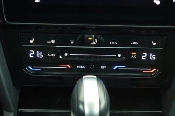 Volkswagen Arteon Fastback Facelifting 2.0 TSI 190KM 2022 VW Arteon 2.0 TSI, Salon Polska, 1. Właściciel, zdjęcie 9