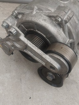 HYUNDAI IONIQ HYBRID ALTERNÁTOR 3739003900