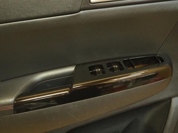 ОБИВКА ПЕРЕДНЕЙ ЛЕВОЙ ДВЕРИ SPORTAGE IV GT