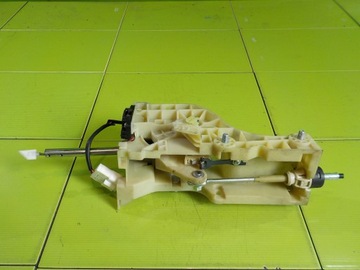 KIA CARNIVAL III 08R ZVEDÁK PÁKY ŘAZENÍ