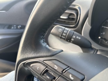 Toyota Yaris IV Hatchback 1.0 VVT-i 72KM 2022 Toyota Yaris 1.0 Comfort IV (2020-) 1.0 Comfort, zdjęcie 19