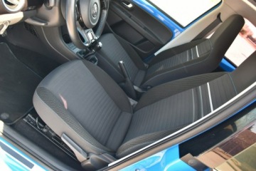 Volkswagen up! Hatchback 5d 1.0 MPI 60KM 2015 Volkswagen Up! 1.0 MPI 60KM 2015r. Klima 73km, zdjęcie 17