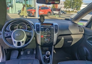 Kia Venga Mikrovan 1.6 CRDi 128KM 2011 Kia Venga 2011 1.6CRDI 128KM 193.698km Salon Polska 1.6 Diesel 128KM, zdjęcie 13