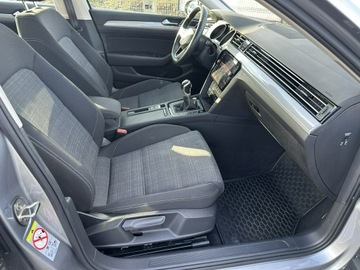 Volkswagen Passat B8 Limousine Facelifting 2.0 TDI SCR 150KM 2021 Volkswagen Passat 2.0 TDI 150KM 2021 ACC,zadbany, zdjęcie 18