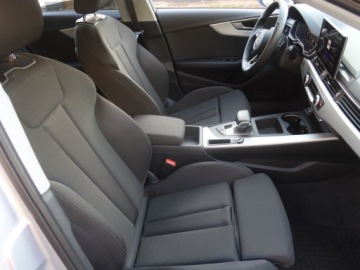 Audi A4 B9 Limousine Facelifting 2.0 35 TFSI 150KM 2024 Audi A4 35 TFSI, Salon Polska, 1. Właściciel, zdjęcie 8