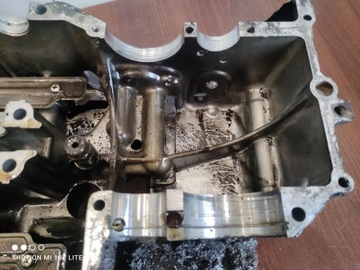 БЛОК ДВИГАТЕЛЯ КАРТЕРОВ SUZUKI GS 450