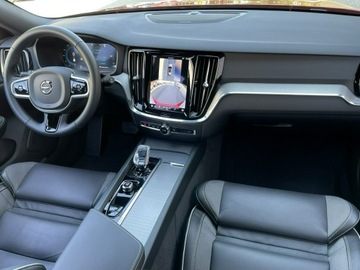 Volvo V60 II  Kombi Facelifting 2.0 B4 B 197KM 2024 Volvo V60 B4 B Plus Dark, DEMO!, zdjęcie 20