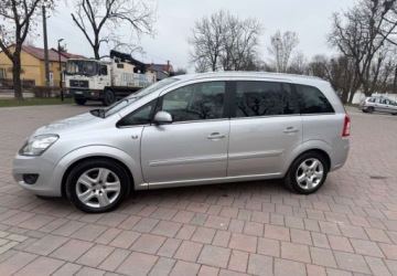 Opel Zafira B 1.8 ECOTEC 140KM 2008 Opel Zafira Opel Zafira 1.8 Family 1.8 Benzyna 140KM, zdjęcie 32