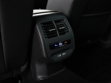 Cupra Formentor Crossover PHEV 1.4 e-HYBRID 245KM 2022 Cupra Formentor FV23% PHEV full LED virtual cocpit, zdjęcie 37