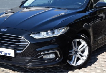 Ford Mondeo V Kombi 2.0 TDCi 150KM 2019 Ford Mondeo Automat _ 2.0 diesel _ Bardzo bogata wersja wyposazenia _ 2.0, zdjęcie 12